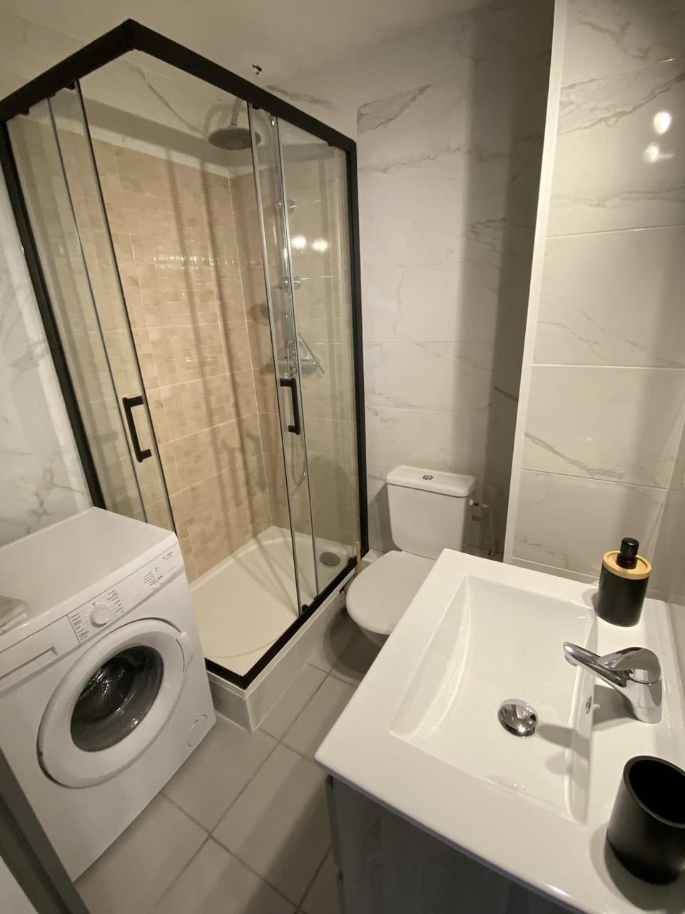 St Cyprien bel appartement rez de jardin en residence Apartment in Saint-Cyprien