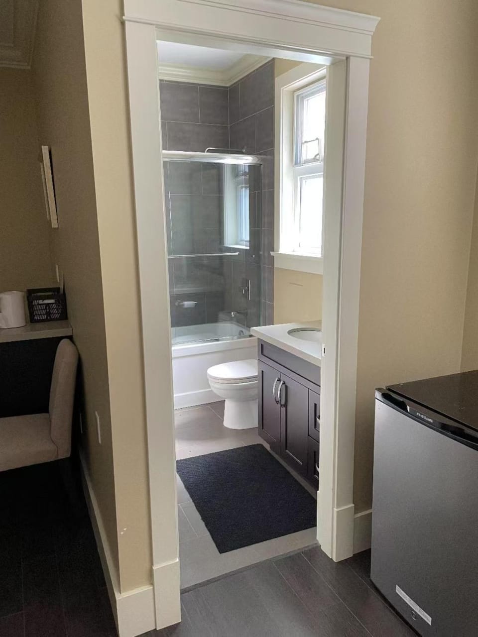 Shower, Toilet, Bathroom, Bath