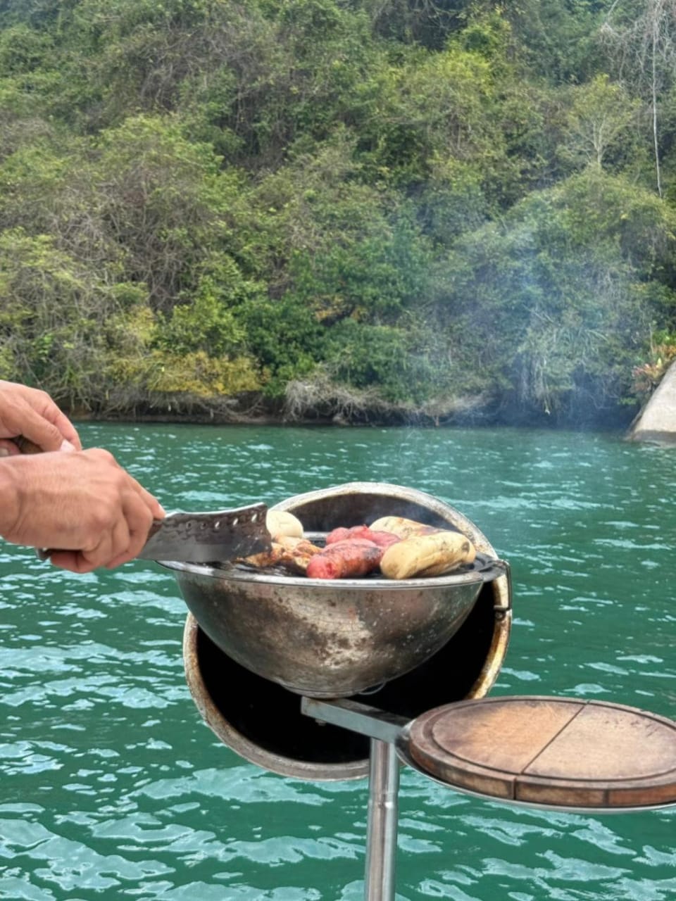 Day, Natural landscape, BBQ facilities