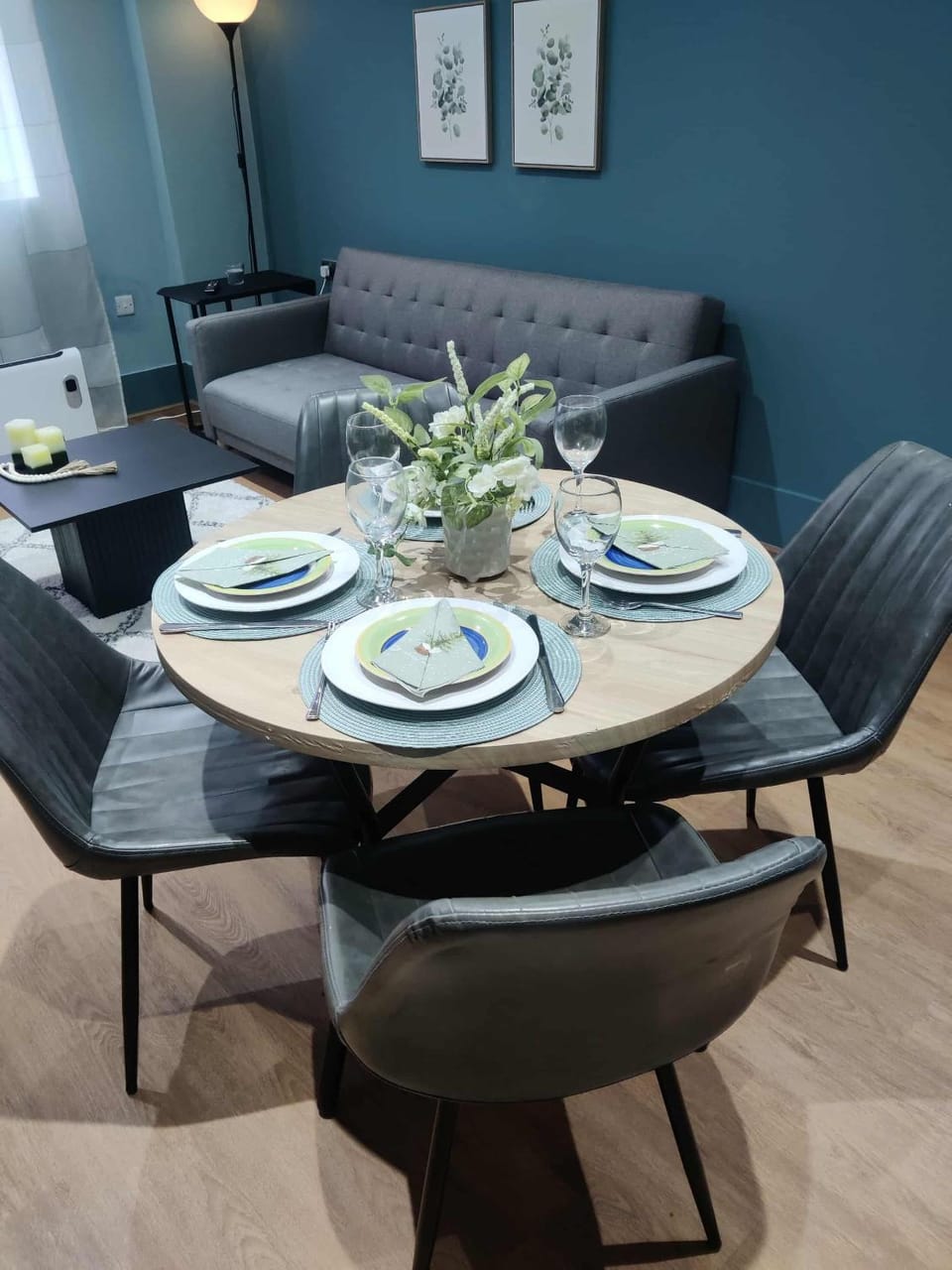 Living room, Dining area