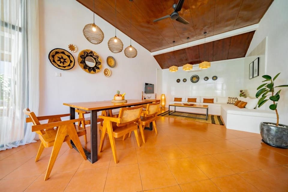 3BR villa w- pool & balcony - Villa Winri by TROPICALLY Villa in North Kuta