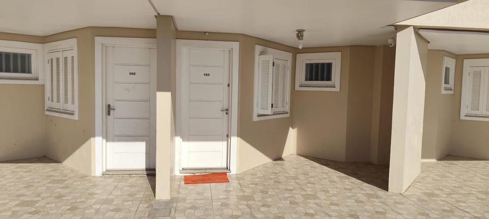 Vicka Residence Apto 2 quartos suítes Apartment in Tramandaí