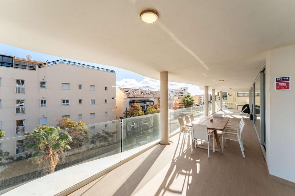 THE WAVE vistas al mar y parking privado by Sunny Residences Apartment in Fuengirola