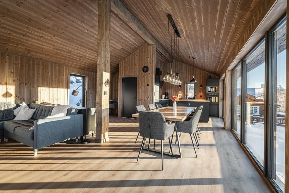Living room, Seating area, Dining area