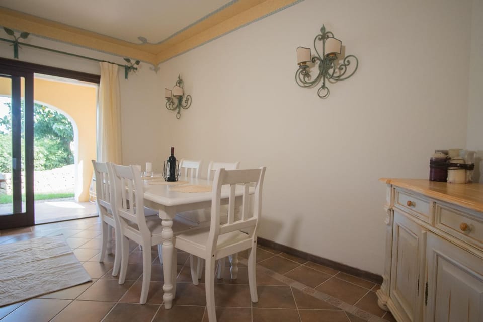 Giardino degli Oleandri 4 people Apartment Premium Apartment in Sardinia