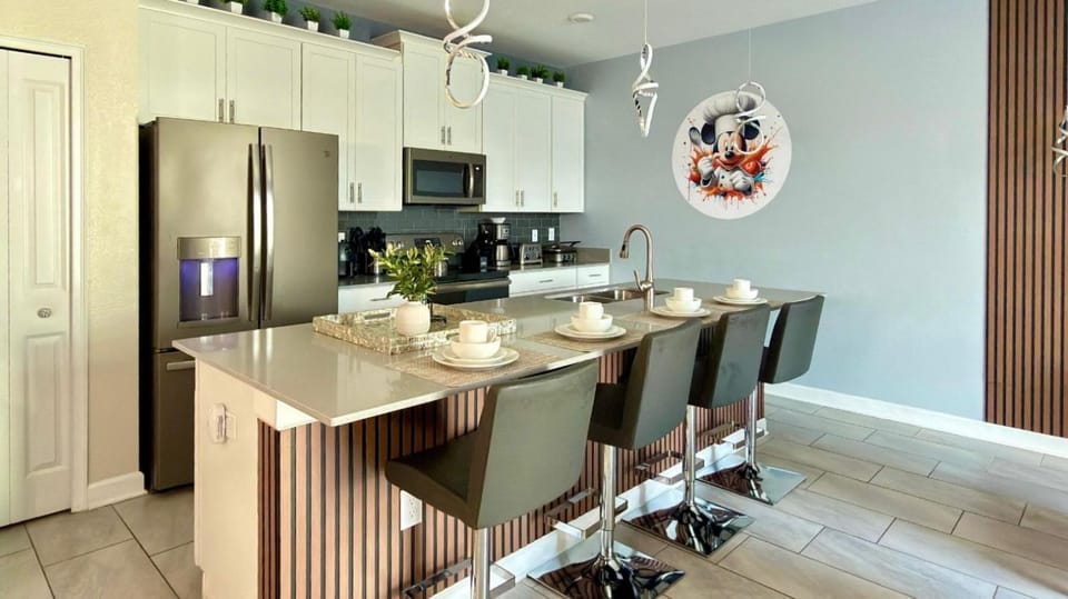 Modern Oasis at Storey Lake w 4BR & Heated Pool House in Kissimmee