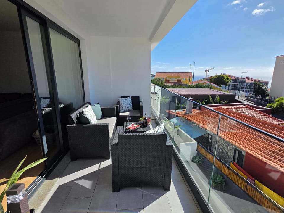 View (from property/room), Balcony/Terrace