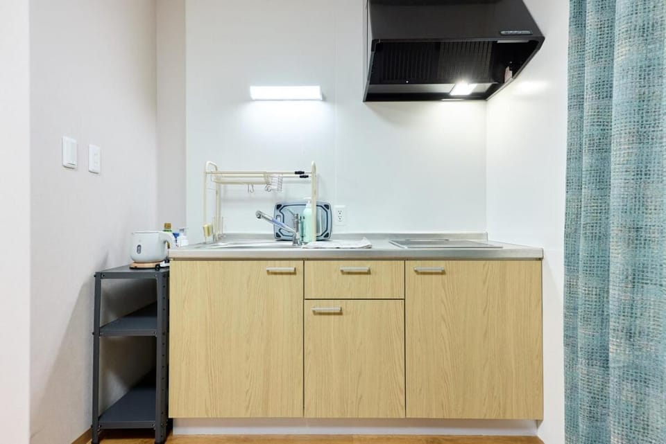 艾屋吉屋 4 minutes to Daisho Station, 3 stops to Shinsaibashi, brand new private house, 3 toilets, 2 bathrooms, suitable for large family travel Villa in Osaka