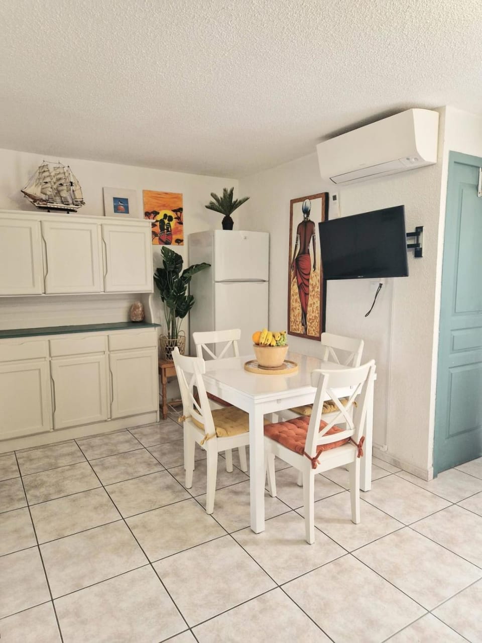Bright apartment in Sainte-Marie sea view Apartment in Occitanie