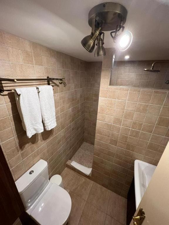Shower, Bathroom, towels
