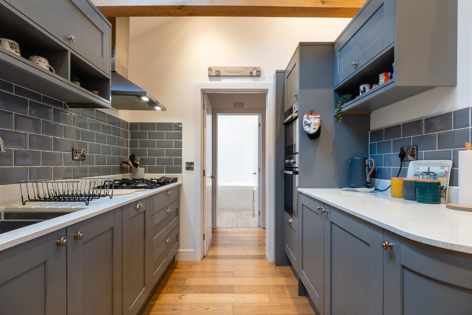 Beautiful 2 Bedroom Barn in Cerney Wick Apartment in Cotswold District