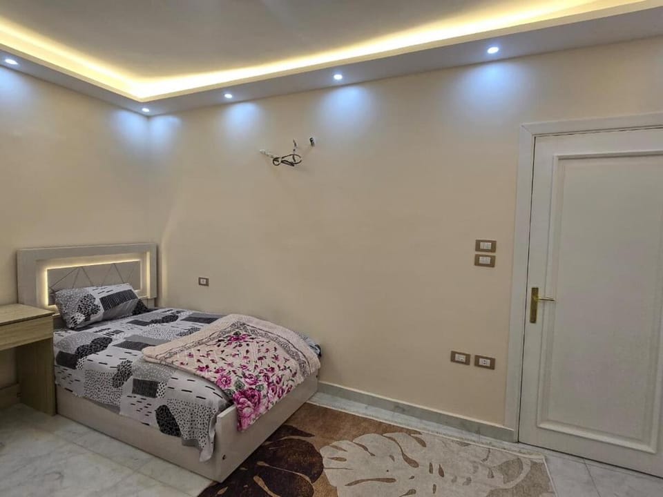 SR Grand Residence Opposite El Mahallawy Supermarket Apartment in New Cairo City