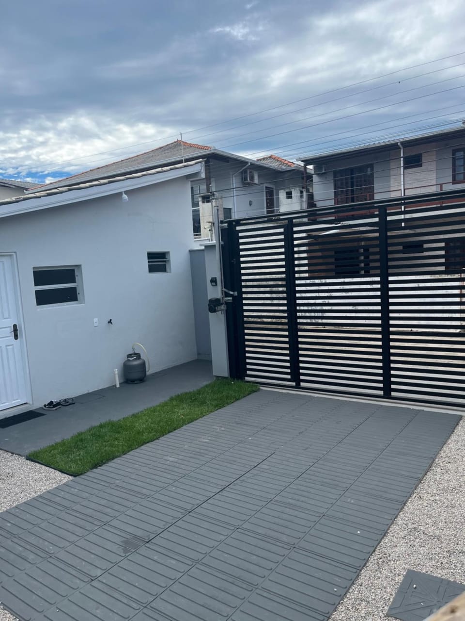 Casa com 2 quartos, sendo um suíte, super aconchegante para temporada House in Florianopolis