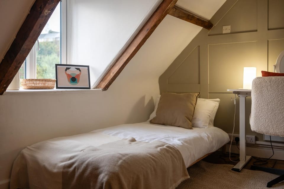 Holly Tree Cottage - Beautiful 2 Bedroom Cottage in Nailsworth House in Nailsworth