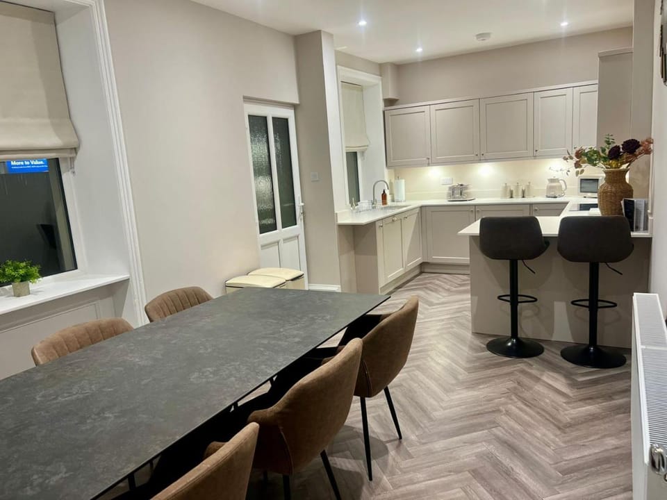 4 ABBOTSFORD , KELSO Town Centre House in England