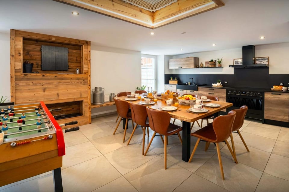 Activities, Summer, Kitchen or kitchenette, Dining area, Evening entertainment