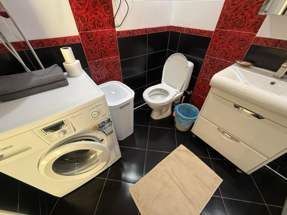 Однокомнатная Новострой Центр Парк Долина Роз Apartment in Chișinău