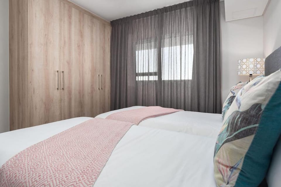 LuxeStay 2-Bed Century City Gem Apartment in Cape Town