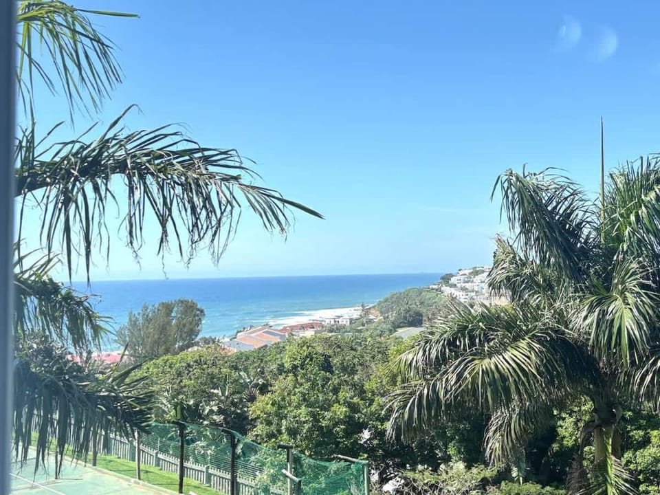 Salt Rock Ocean Breeze Suite - Sleeps 4 Apartment in Dolphin Coast