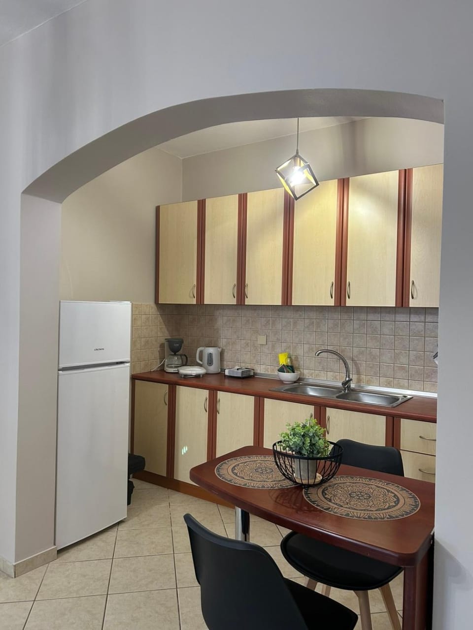 Kitchen or kitchenette, Dining area, oven, pet friendly, stove