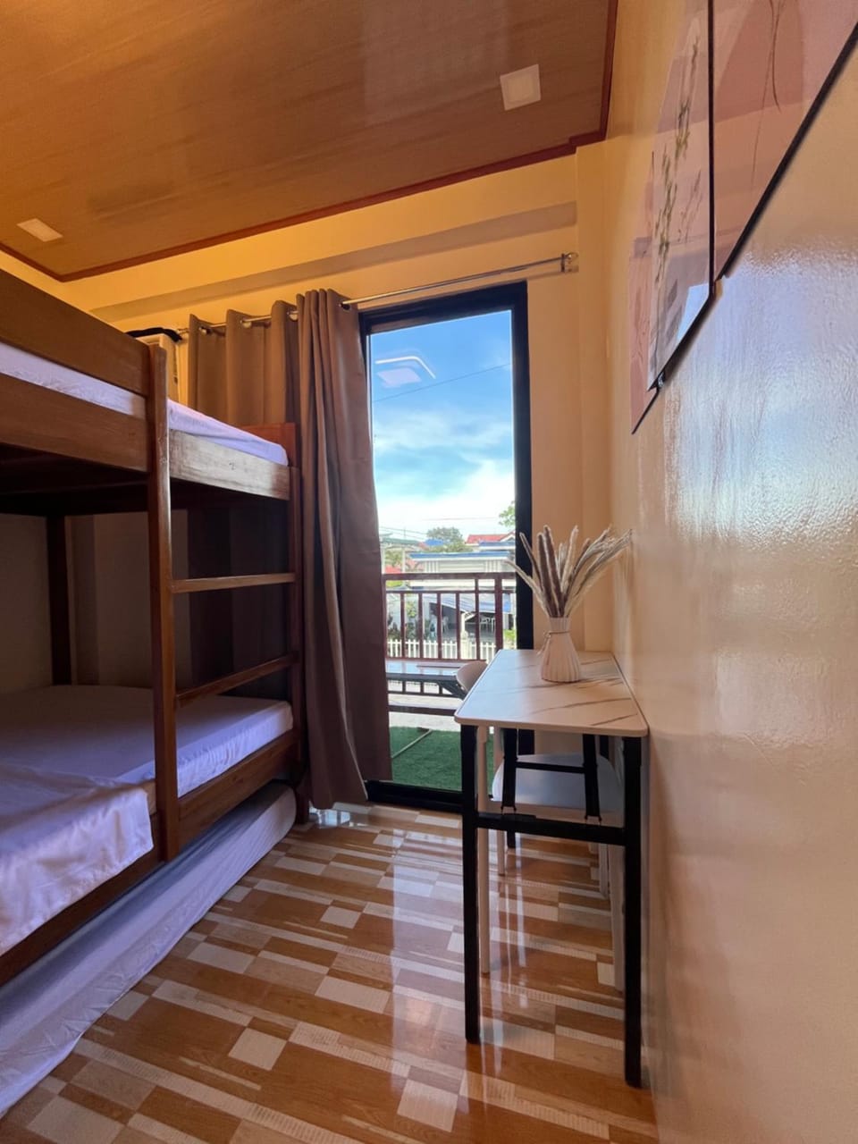 Photo of the whole room, Bedroom, bunk bed