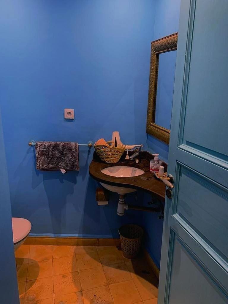 Toilet