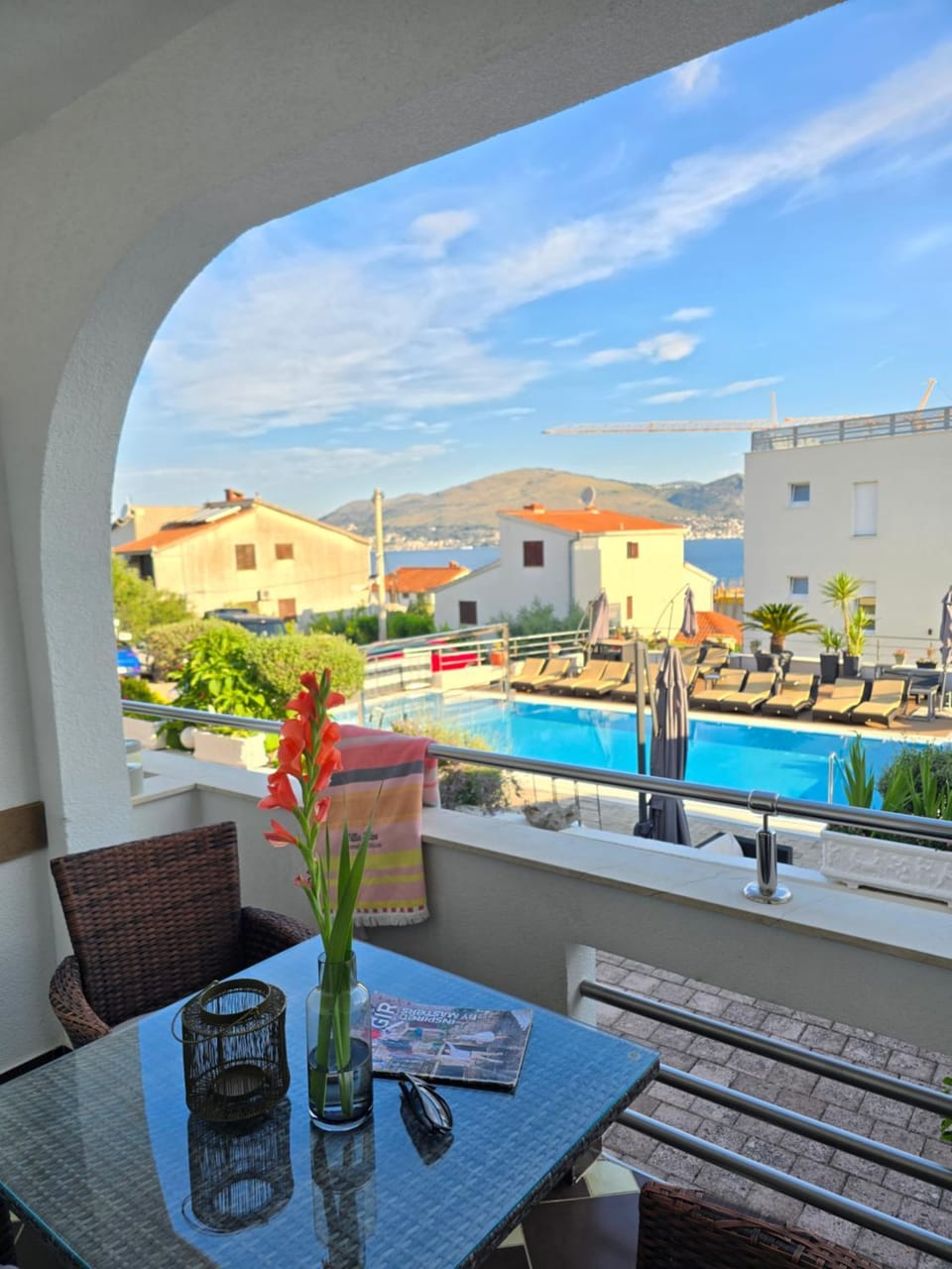 Apartments Silva with a view of sea Apartment in Okrug Gornji