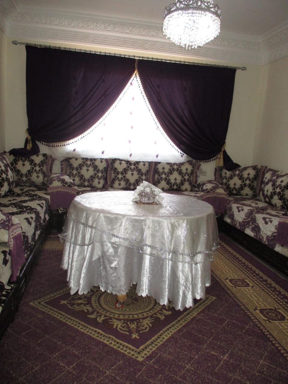 Joli spacieux apparrement Apartment in Marrakesh
