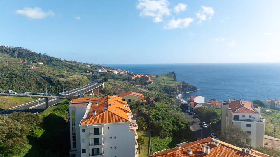 Ocean Life by YOUR KEY MADEIRA Apartment in Caniço