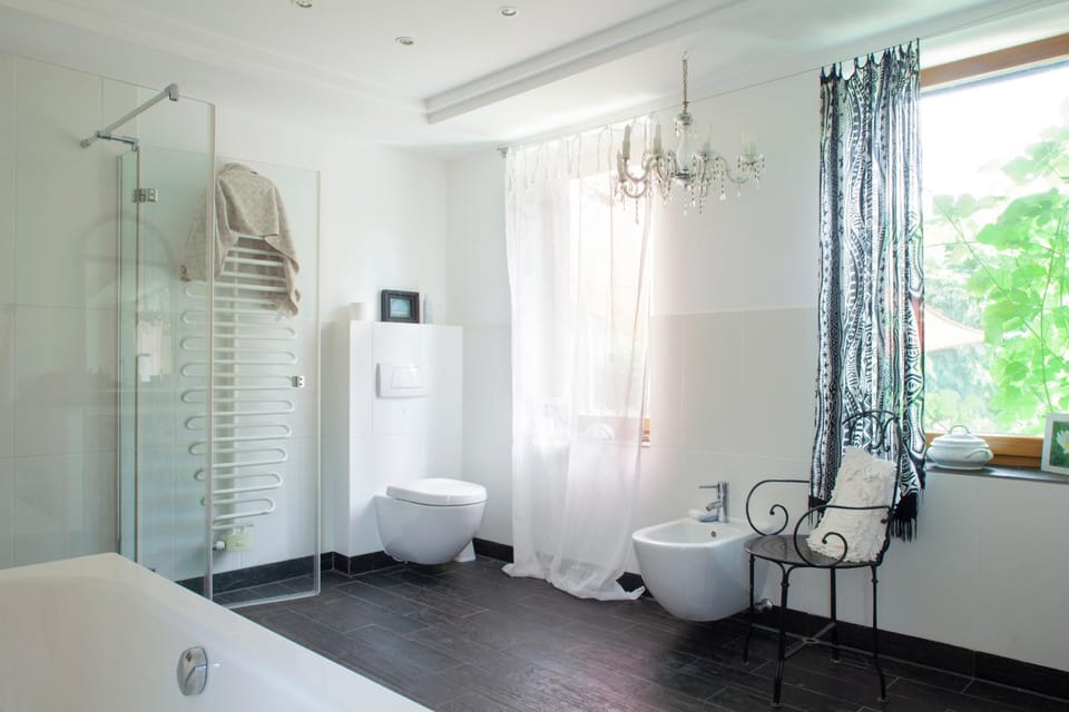 Toilet, Bathroom, Bath