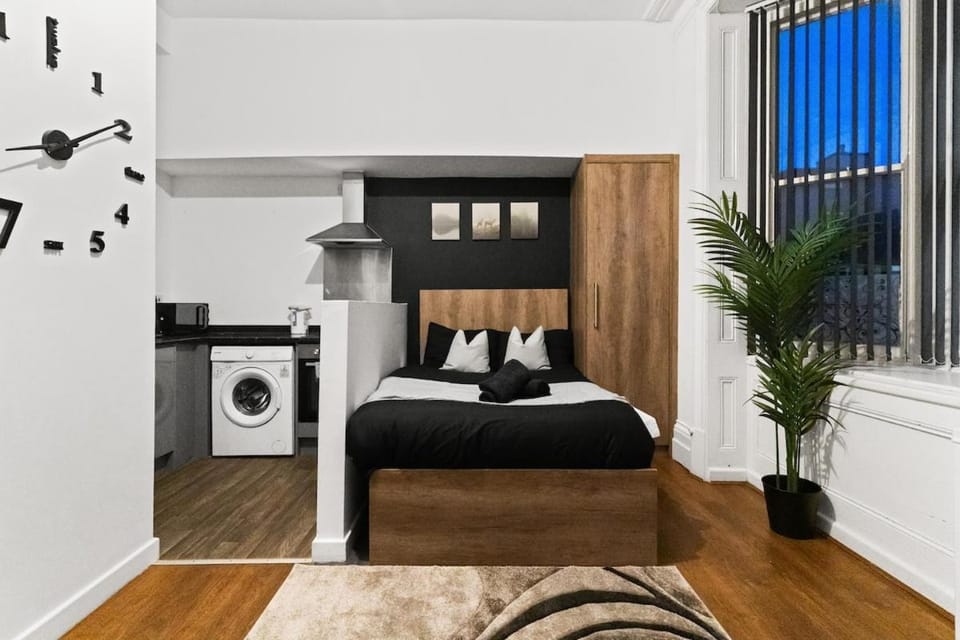 Cheerful Central Studio - 2 Apartment in Leicester