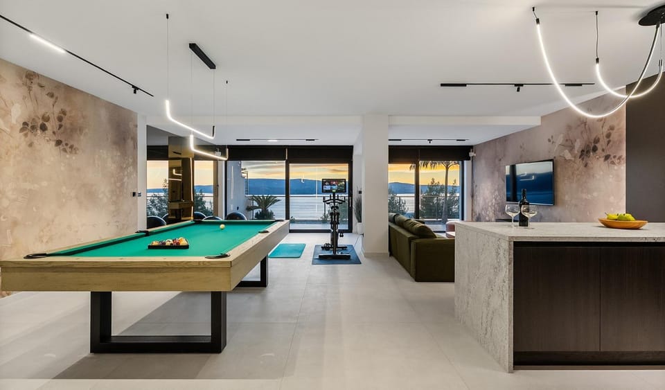 Billiard