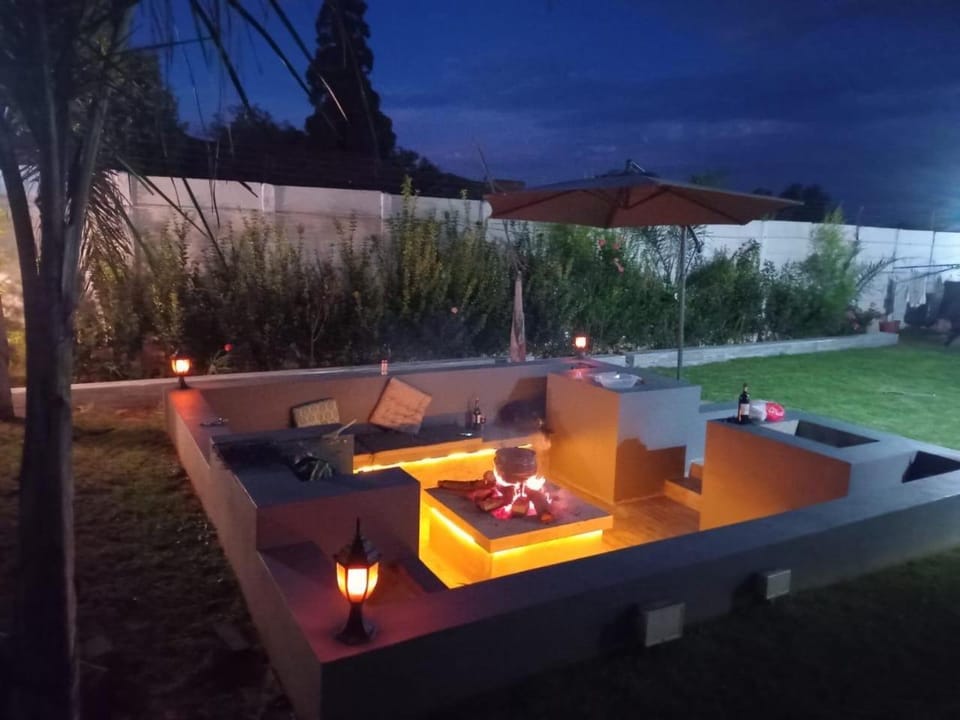 Nakawa Guest Lodge Bed and Breakfast in Gauteng
