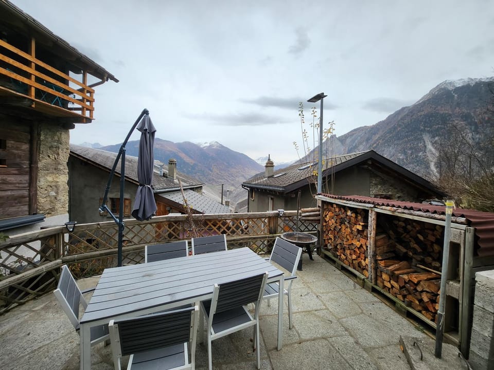 Chalet en montagne Chalet in Canton of Valais