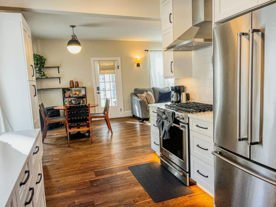 9 Min Walk to Pearl Street - Downtown Boulder House in Boulder