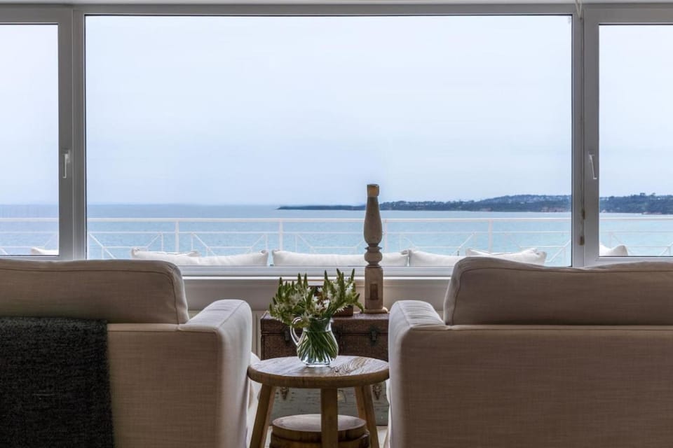 Living room, Sea view