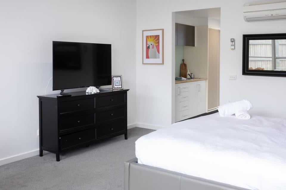 Bay View Sunrise Apartment in Lorne