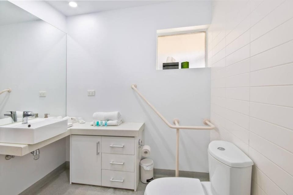 Bay View Ocean Views Apartment in Lorne