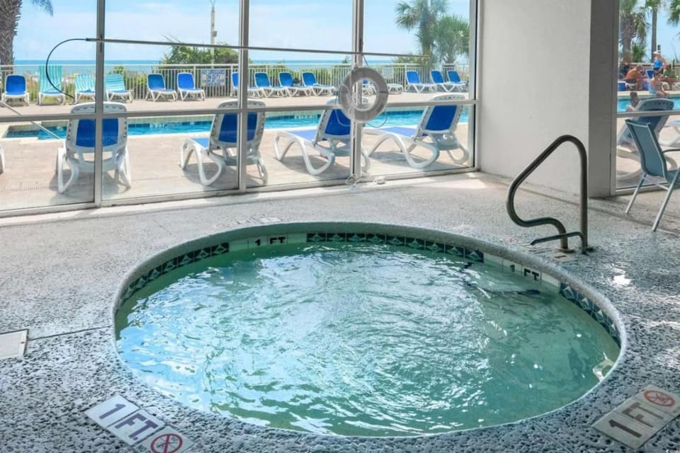 Day, Hot Tub, Pool view, sunbed
