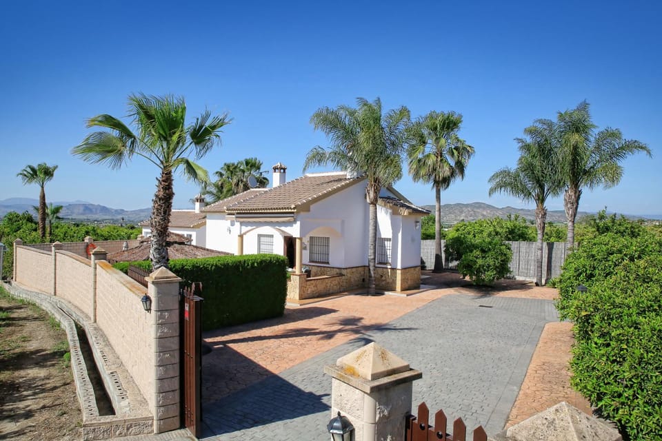 Casa Rural Típica Andaluza, WiFi,Piscina, Barbacoa, Aire Acondicionado, 5min Centros Country House in Valle del Guadalhorce