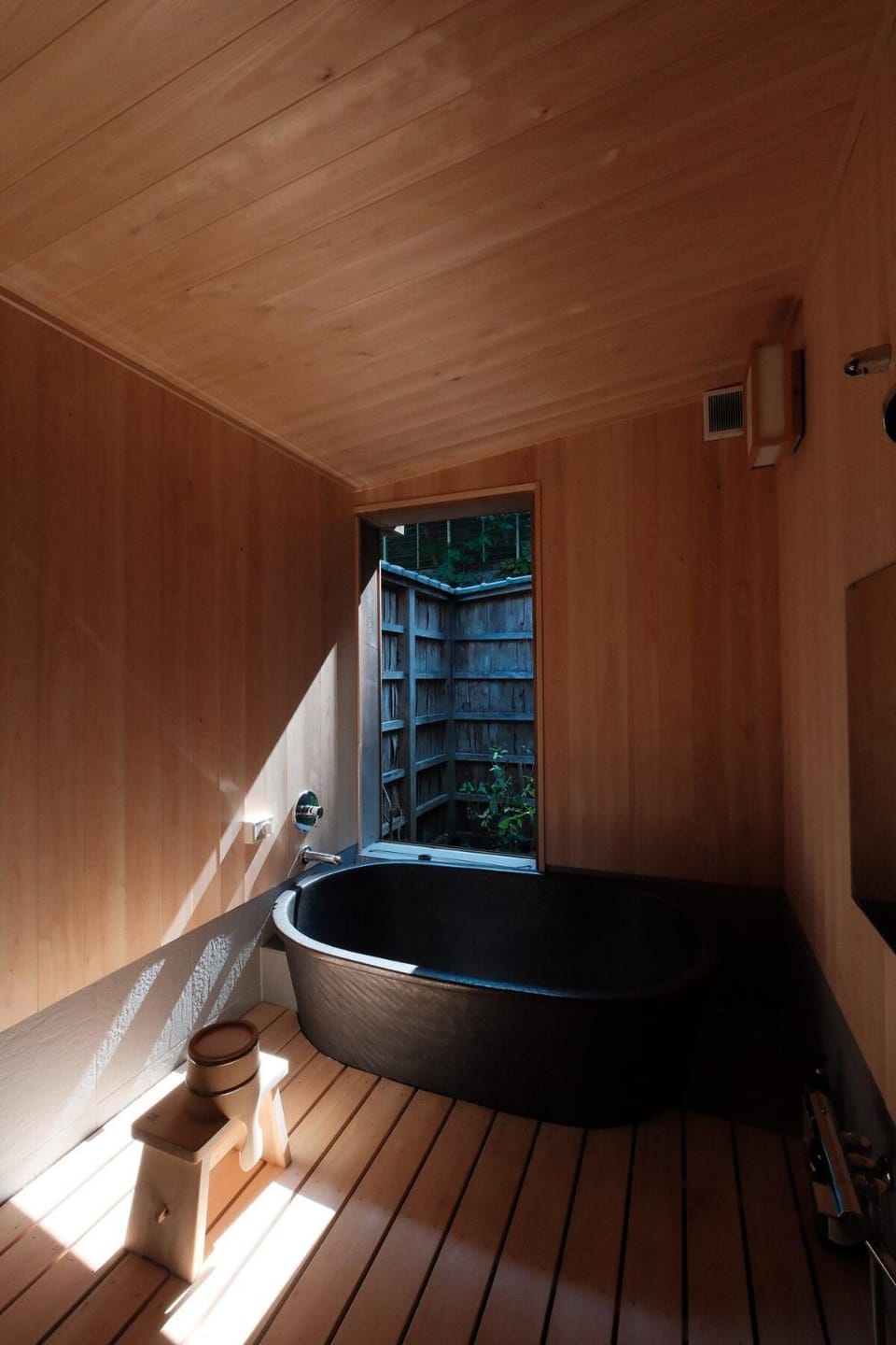 watoto stay Lita House in Shiga, Japan