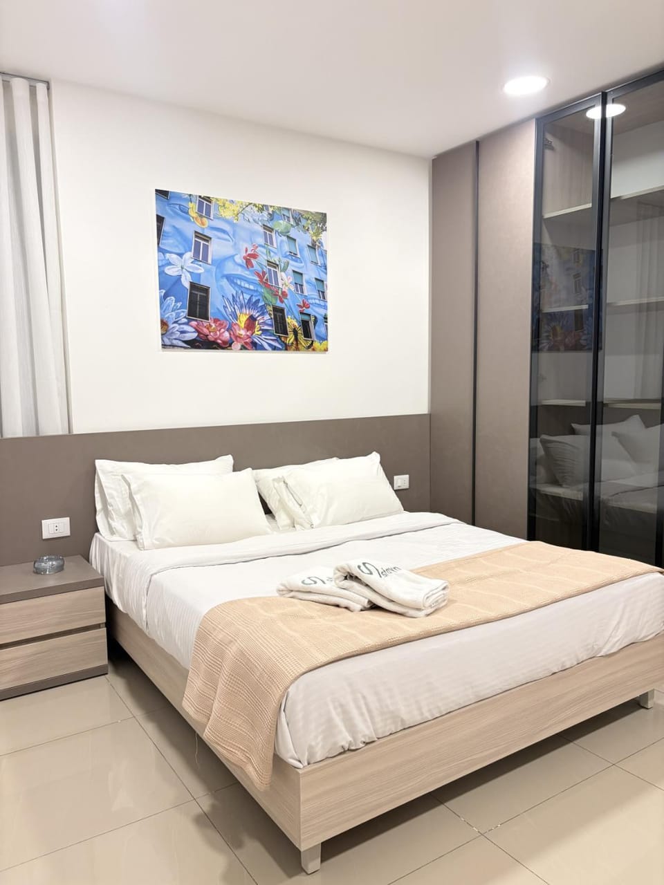 Bed, Photo of the whole room, Bedroom, towels, wardrobe