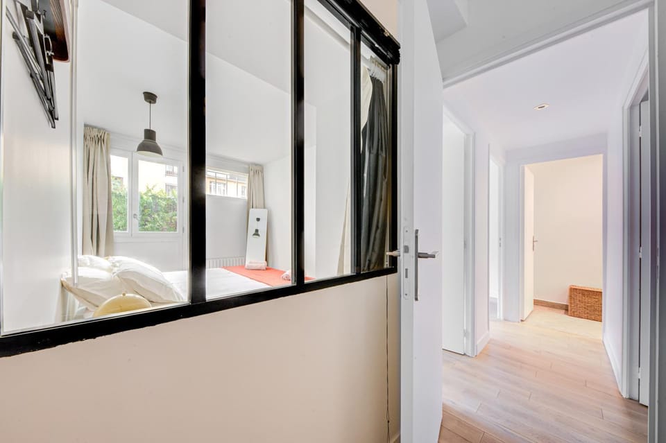 Superbe appart 10 personnes 5min La Défense Apartment in Courbevoie