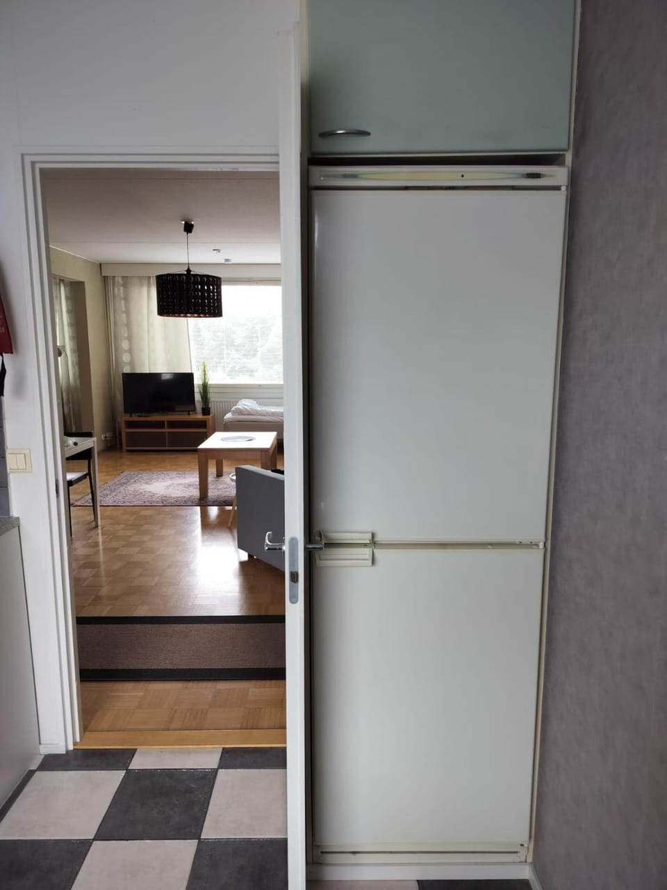 Kotimaailma - Valoisa ja tilava neliö Apartment in Turku