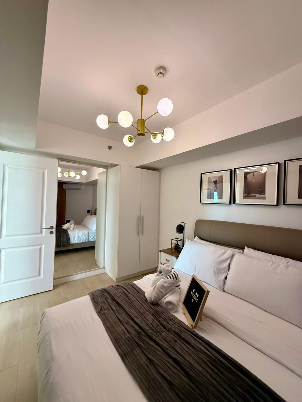 Calvins Place Azure North Staycation Apartment hotel in Calabarzon