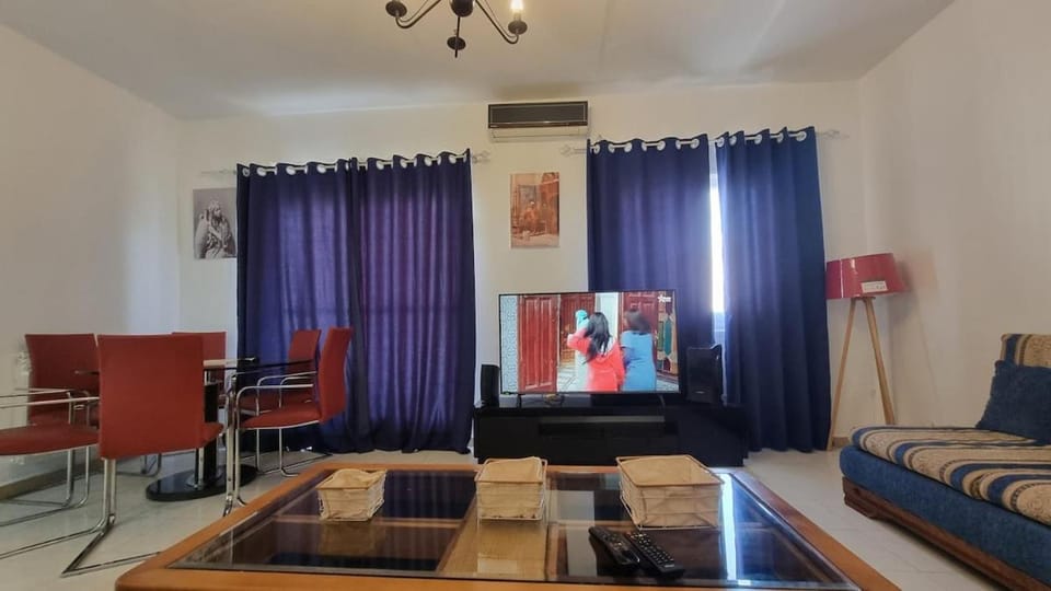 Confort & Soleil Akid Lotfi Apartment in Oran