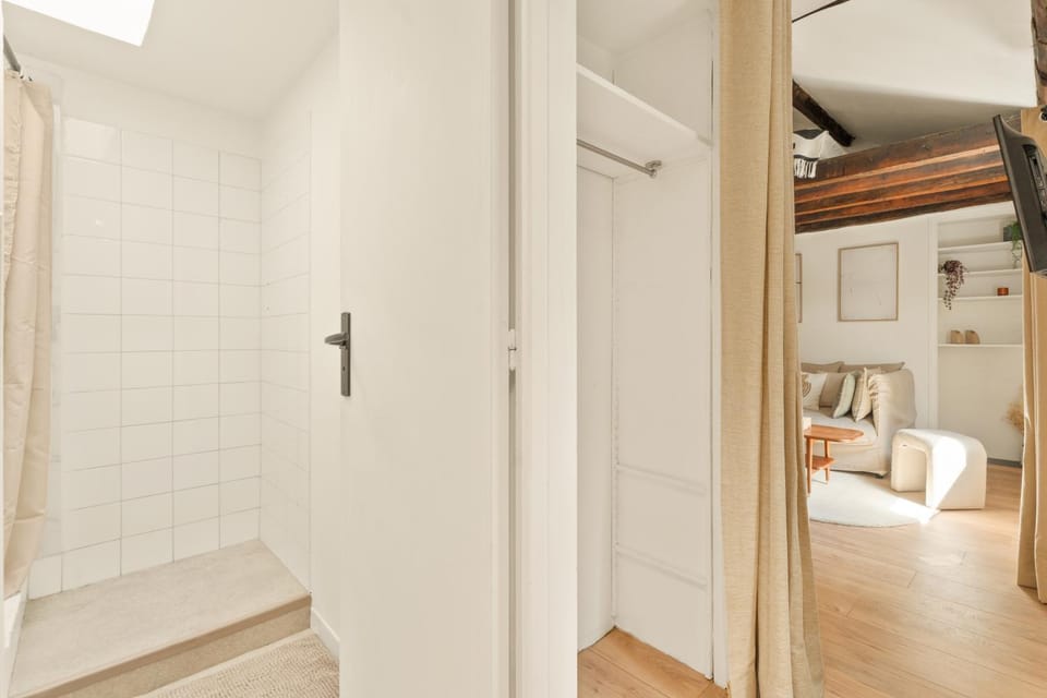 Cité des Fleurs Paris17- Cozy Junior OneBedroom-4p Apartment in Paris