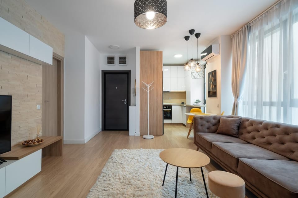 Class Residence 24 Premium 2BR Apartment Apartment in Romania