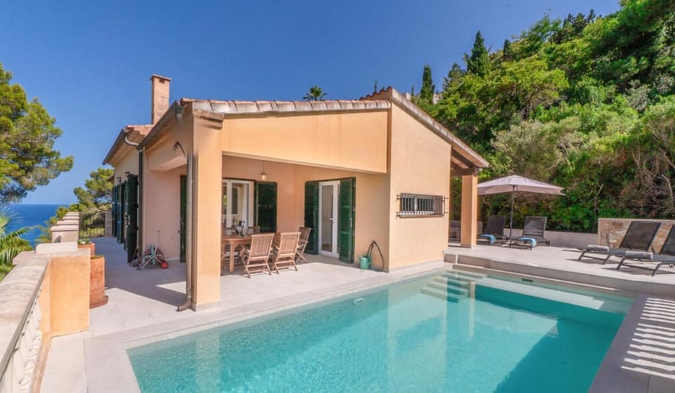 Villa Mar Esmeralda Villa in Llevant