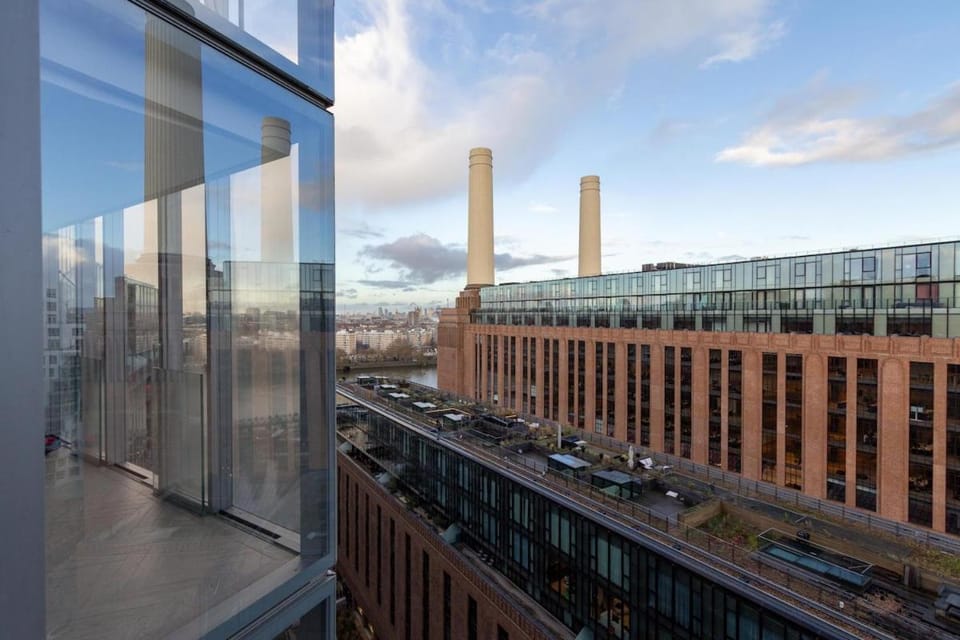 Property building, City view